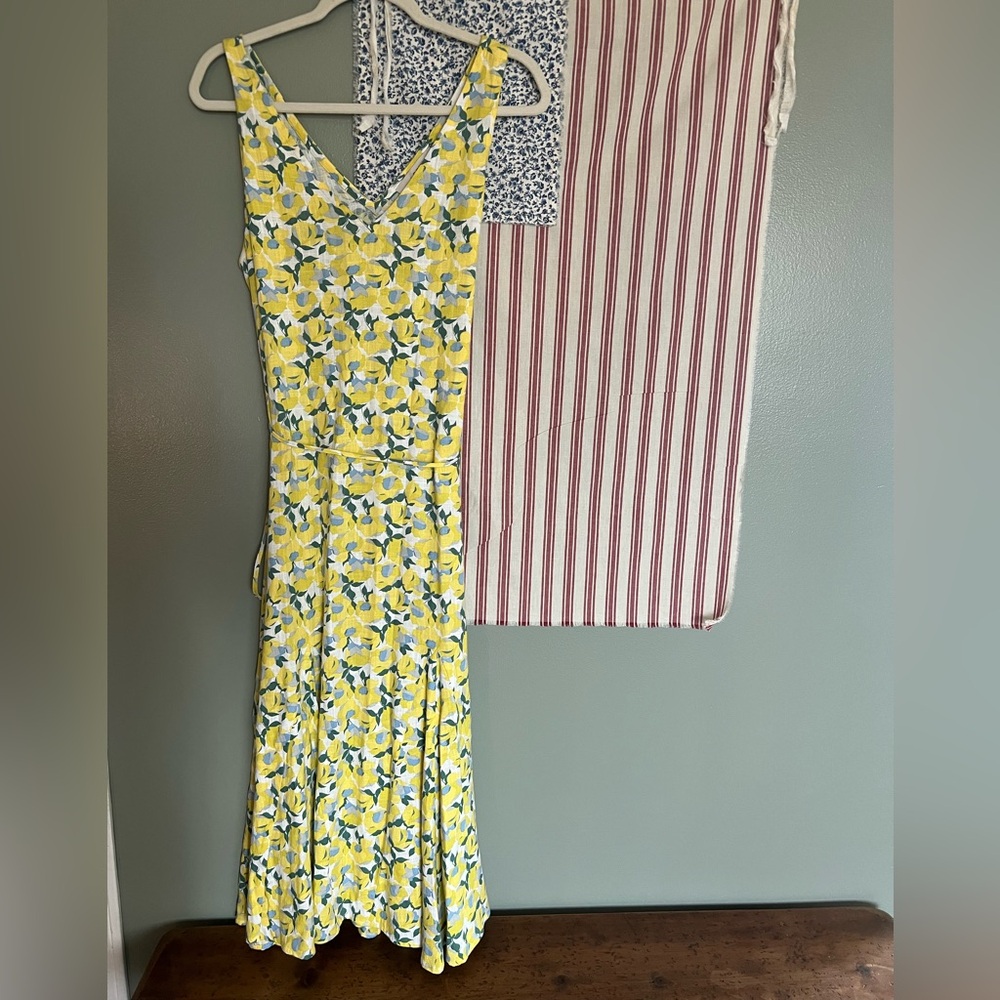 LOFT yellow floral midi dress size Medium